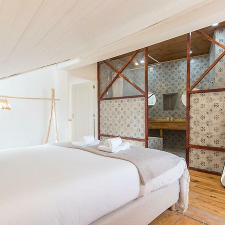 Alfama Tale Four-Bedroom Apartment W/ River View - By Lu Holidays Lisbon Luaran gambar